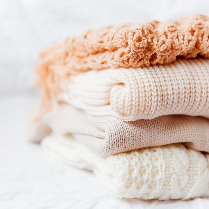 Strickpullover aus China fake Shops, ordentlich gestapelt